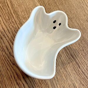 POTTERY BARN Halloween Ghost Shaped Dish Trinket Bowl White Black